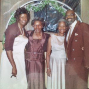 Meet your Posher, Letitia